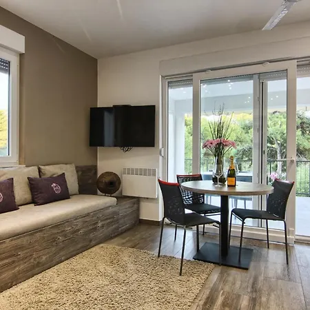 Διαμέρισμα Hd House Ii *