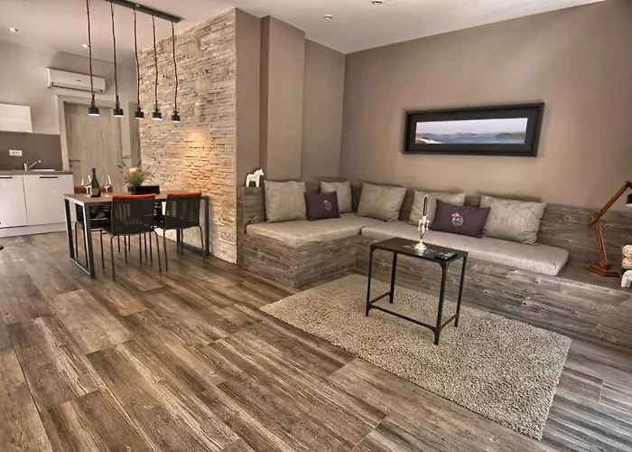 Hd House Ii *