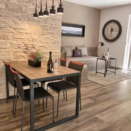 Hd House Ii Apartment *